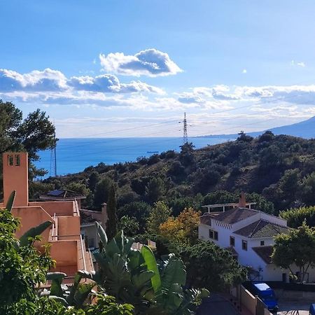 Villa Aguilas Club - Guest House Málaga Dış mekan fotoğraf