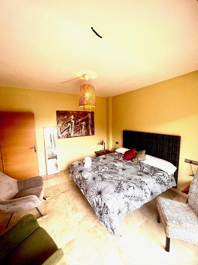 Villa Aguilas Club - Guest House Málaga Dış mekan fotoğraf