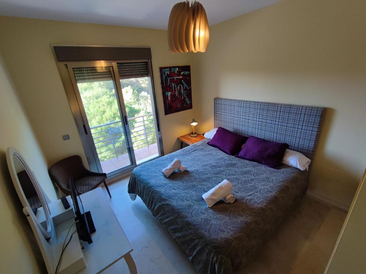Villa Aguilas Club - Guest House Málaga Dış mekan fotoğraf