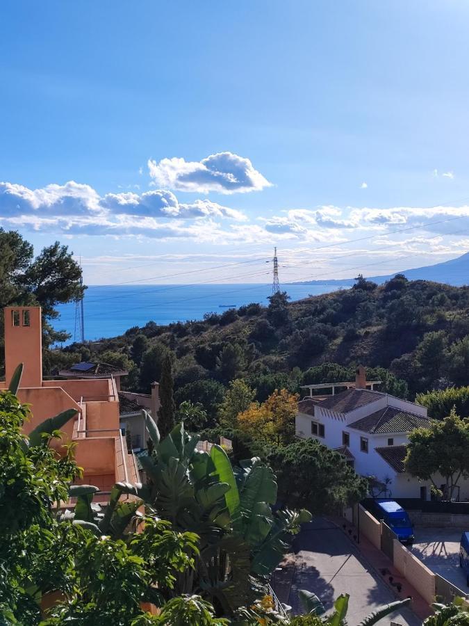 Villa Aguilas Club - Guest House Málaga Dış mekan fotoğraf